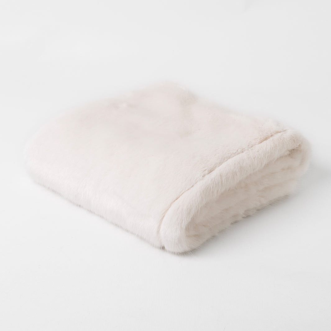 Charley Chau Luxury Faux-Fur Dog Blanket