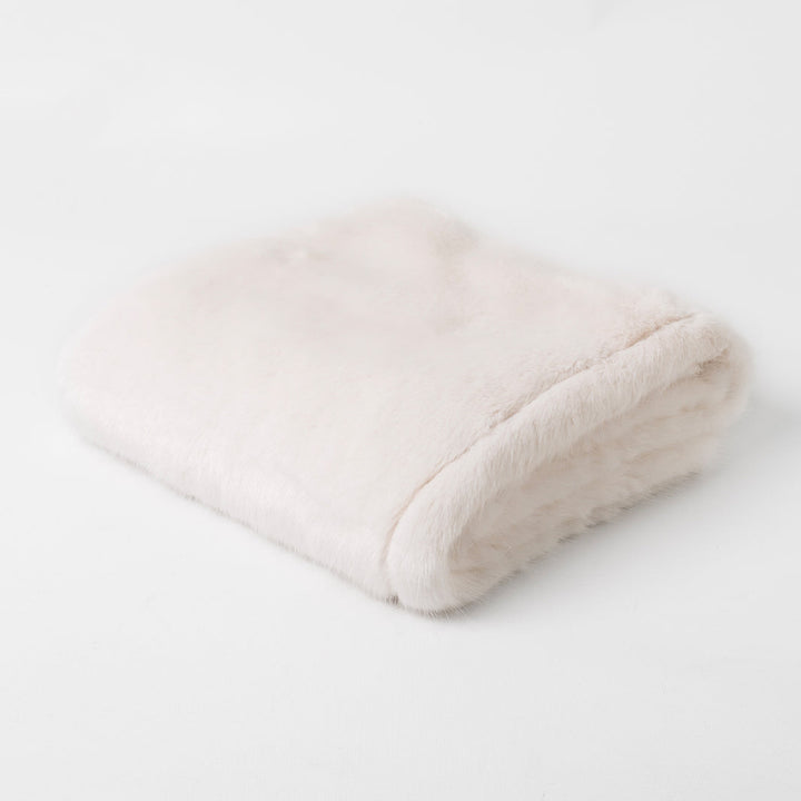 Charley Chau Luxury Faux-Fur Dog Blanket