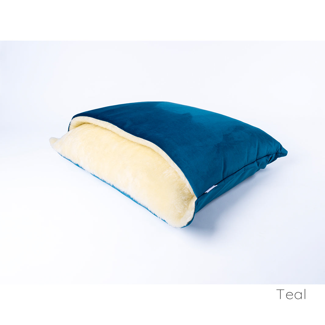 Charley Chau Winter Warm Dog Snuggle Beds
