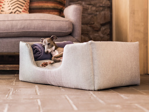Deeply Dishy Dog Bed in Weave Linen